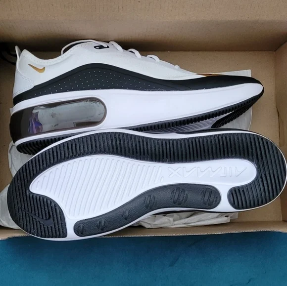 ***SOLD***Nike Air Max Dia Icon Clash Women's Shoes - Picture 3 of 4